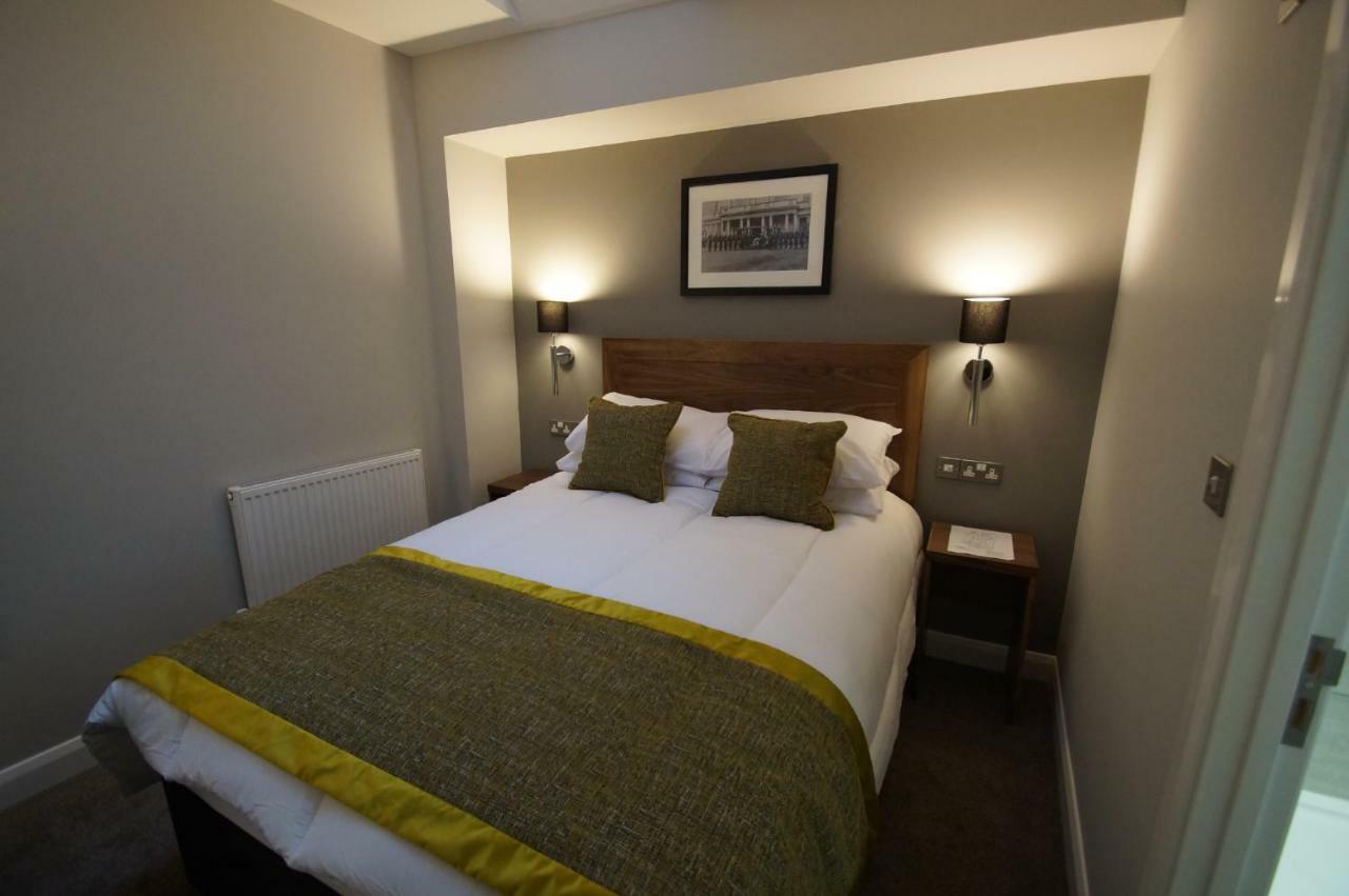 New Park Hotel Carmarthen Dış mekan fotoğraf