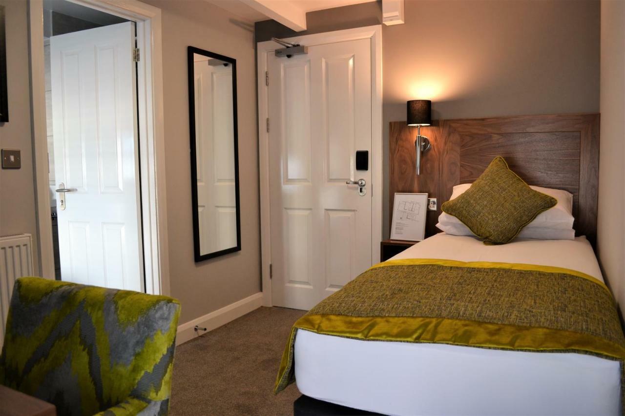 New Park Hotel Carmarthen Dış mekan fotoğraf