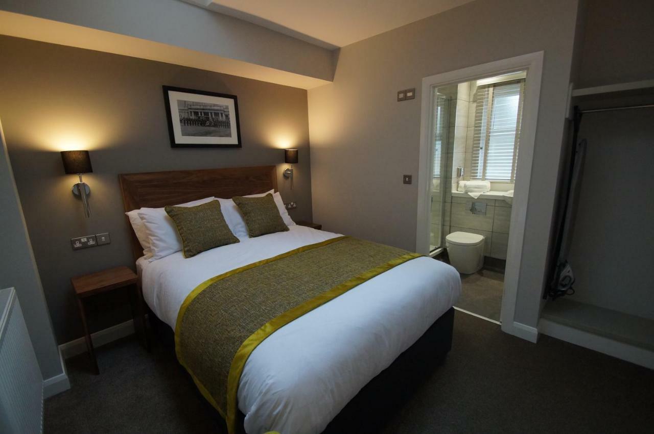 New Park Hotel Carmarthen Dış mekan fotoğraf