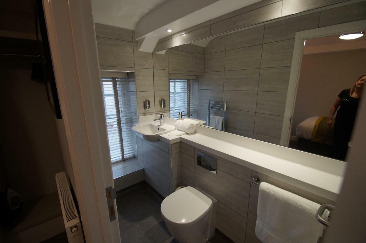 New Park Hotel Carmarthen Dış mekan fotoğraf